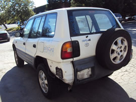 1997 TOYOTA RAV4 4 DOOR STD MODEL 2.0L MT AWD WITH DIFF LOC COLOR WHITE Z14709