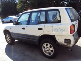 1997 TOYOTA RAV4 4 DOOR STD MODEL 2.0L MT AWD WITH DIFF LOC COLOR WHITE Z14709