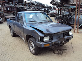 1991 TOYOTA PICK UP TRUCK STD MODEL REGULAR CAB SHORT BED 2.4L EFI MT 2WD COLOR GRAY Z14711