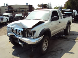 2002 TOYOTA TACOMA XTRA CAB SR5 PRE-RUNNER MODEL 3.4L V6 AT 2WD COLOR SILVER Z14720