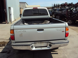 2002 TOYOTA TACOMA XTRA CAB SR5 PRE-RUNNER MODEL 3.4L V6 AT 2WD COLOR SILVER Z14720