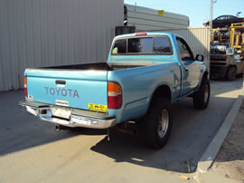 1995 TOYOTA TACOMA DLX MODEL REGULAR CAB 3.4L V6 MT 4X4 COLOR BLUE Z13481
