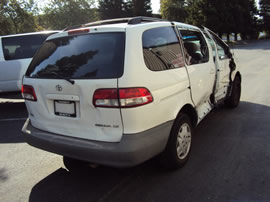 2002 TOYOTA SIENNA VAN CE MODEL 3.0L V6 AT FWD COLOR WHITE Z13482