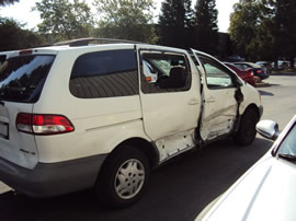 2002 TOYOTA SIENNA VAN CE MODEL 3.0L V6 AT FWD COLOR WHITE Z13482