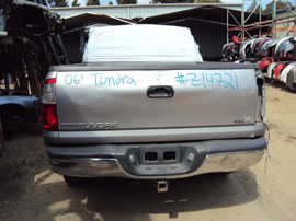 2006 TOYOTA TUNDRA 4 DOOR CREW CAB SR5 MODEL 4.7L AT 2WD COLOR SILVER Z14721