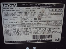 1992 TOYOTA PICK UP DLX MODEL REGULAR CAB 2.4L EFI MT 5 SPEED 4X4 COLOR GRAY Z13484