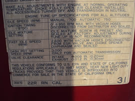 1987 TOYOTA PICK UP TRUCK REGULAR CAB STANDARD MODEL 2.4L CARBURETOR MT 5 SPEED 2WD COLOR RED Z13489