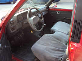 1987 TOYOTA PICK UP TRUCK REGULAR CAB STANDARD MODEL 2.4L CARBURETOR MT 5 SPEED 2WD COLOR RED Z13489