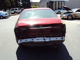 2005 TOYOTA CAMRY 4 DOOR SEDAN LE MODEL 2.4L AT FWD COLOR RED Z13496