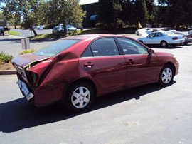 2005 TOYOTA CAMRY 4 DOOR SEDAN LE MODEL 2.4L AT FWD COLOR RED Z13496