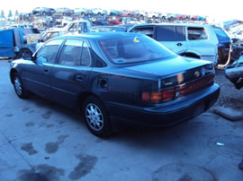 1994 TOYOTA CAMRY 4 DOOR SEDAN XLE MODEL 2.2L AT FWD COLOR GREEN Z13527