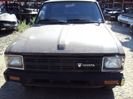 1983 TOYOTA PICK UP HI LUX REGULAR CAB SR5 MODEL 2.4L CARBURETOR MT 5 SPEED 2WD COLOR BROWN Z14745