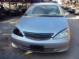 2003 TOYOTA CAMRY LE MODEL 4DOOR SEDAN 2.4L AT FWD COLOR GOLD Z14748