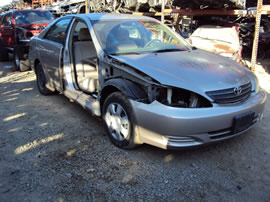 2003 TOYOTA CAMRY LE MODEL 4DOOR SEDAN 2.4L AT FWD COLOR GOLD Z14748