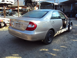 2003 TOYOTA CAMRY LE MODEL 4DOOR SEDAN 2.4L AT FWD COLOR GOLD Z14748