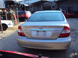 2003 TOYOTA CAMRY LE MODEL 4DOOR SEDAN 2.4L AT FWD COLOR GOLD Z14748