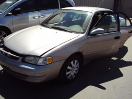 1999 TOYOTA COROLLA 4 DOOR SEDAN LE MODEL 1.8L AT 4SPD FWD COLOR GOLD Z14756