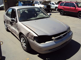 1999 TOYOTA COROLLA 4 DOOR SEDAN LE MODEL 1.8L AT 4SPD FWD COLOR GOLD Z14756
