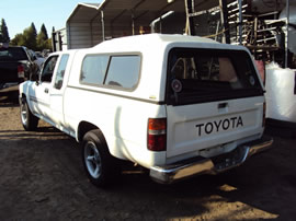 1993 TOYOTA PICK UP TRUCK XTRA CAB DLX MODEL 2.4L EFI MT 5 SPEED 2WD COLOR WHITE Z14760