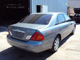 2002 TOYOTA AVALON 4 DOOR SEDAN XLS MODEL 3.0L V6 AT FWD COLOR SILVER METALLIC Z13533