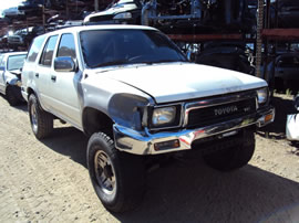 1990 TOYOTA 4RUNNER SR5 MODEL 3.0L V6 AT 4X4 COLOR WHITE Z14770