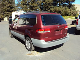 2001 TOYOTA SIENNA VAN 5 DOOR DUAL SLIDE SIDE DOORS LE MODEL 3.0L V6 AT FWD COLOR RED Z13546