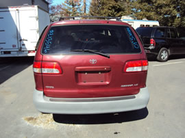 2001 TOYOTA SIENNA VAN 5 DOOR DUAL SLIDE SIDE DOORS LE MODEL 3.0L V6 AT FWD COLOR RED Z13546