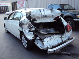 2009 TOYOTA AVALON XL MODEL 4 DOOR SEDAN 3.5L V6 AT FWD COLOR WHITE Z13553