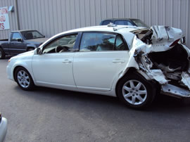 2009 TOYOTA AVALON XL MODEL 4 DOOR SEDAN 3.5L V6 AT FWD COLOR WHITE Z13553