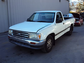 1994 TOYOTA PICK UP T100 MODEL REGULAR CAB 3.0L V6 MT 2WD COLOR WHITE Z13559