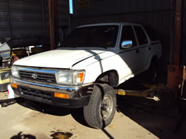 1992 TOYOTA 4 RUNNER SR5 MODEL 3.0L V6 AT 4X4 COLOR WHITE Z13572