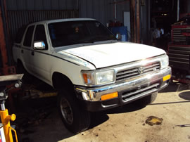 1992 TOYOTA 4 RUNNER SR5 MODEL 3.0L V6 AT 4X4 COLOR WHITE Z13572