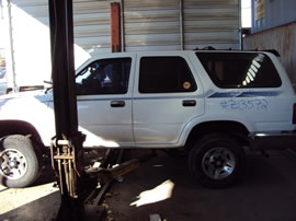 1992 TOYOTA 4 RUNNER SR5 MODEL 3.0L V6 AT 4X4 COLOR WHITE Z13572