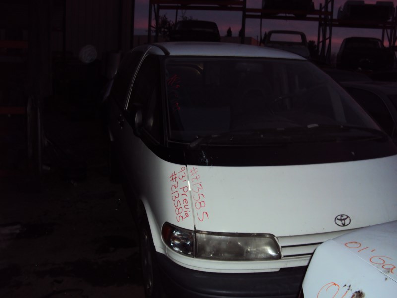 1993 TOYOTA PREVIA VAN LE MODEL 2.4L AT 2WD COLOR WHITE Z13585