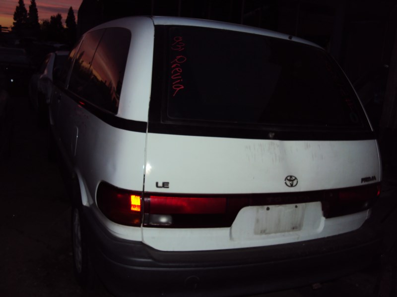1993 TOYOTA PREVIA VAN LE MODEL 2.4L AT 2WD COLOR WHITE Z13585