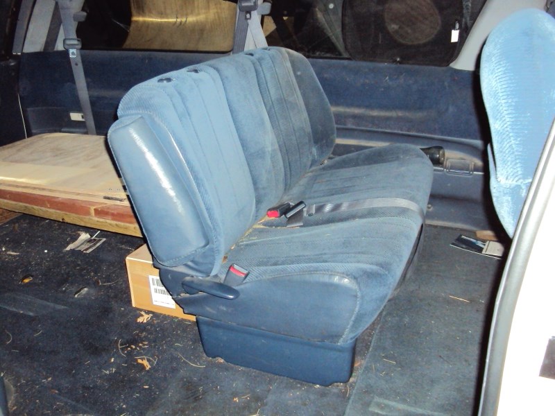 1993 TOYOTA PREVIA VAN LE MODEL 2.4L AT 2WD COLOR WHITE Z13585