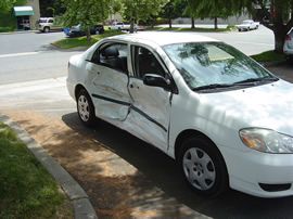 2004 Toyota corolla door white