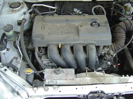 2004 Toyota corolla door white