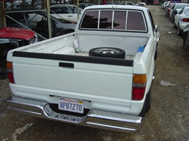 1984 TOYOTA  PICK UP TRUCK, 2X4,  WHITE STK# T09263