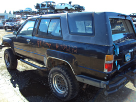 1984 TOYOTA 4 RUNNER, MANUAL TRANSMISSION, BLACK, STK:T09272