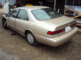 1997 TOYOTA CAMRY 4CYL, COLOR GOLD