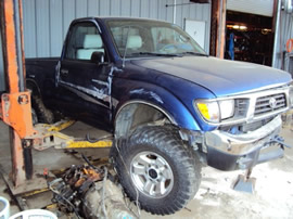 1995 TOYOTA TACOMA , 2.7L , 5 SPEED TRANSMISSION , STK # T09274