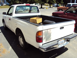 1999 TOYOTA TACOMA COLOR-WHITE , STK# T10300