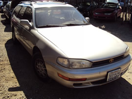 TOYOTA CAMRY WAGON, 4CYL. AUTOMATIC TRANSMISSION, COLOR GOLD, STK # Z10102