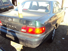 1995 TOYOTA CAMRY 4CYL, AUTOMATIC TRANSMISSION, COLOR GREEN, STK # Z10141