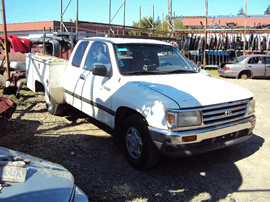 1996 TOYOTA T100 XTRA CAB,  2WD, 3.4L ENGINE, MANUAL TRANSMISSION, STK # T11333