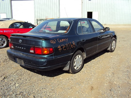 1996 TOYOTA CAMRY, 2.2L ENGINE, AUTOMATIC TRANSMISSION, COLOR GREEN, STK # Z11168