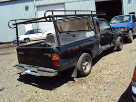 2000 TOYOTA TACOMA 2WD, 2.4L ENGINE, MANUAL TRANSMISSION, COLOR GREEN, STK # T11334