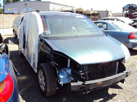 2004 TOYOTA SIENNA, COLOR GREEN, STK # Z11192