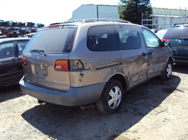 1998 TOYOTA SIENNA, COLOR BROWN, STK # Z11195